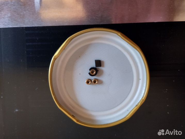 Крышка матрицы HP 17-by с внутренним дефектом