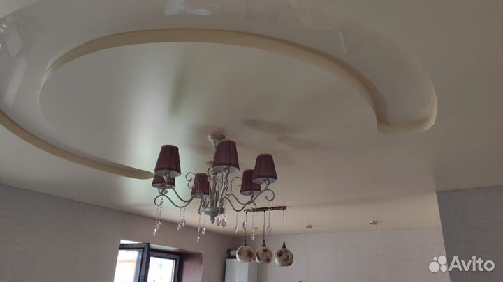 Натяжные потолки + Обои поклеим Бесплатно