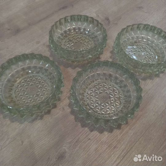 Стеклянная посуда, 4 шт