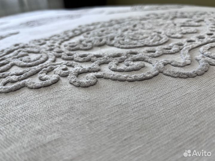 Жаккардовый набор с кружевами покрывало наволочка