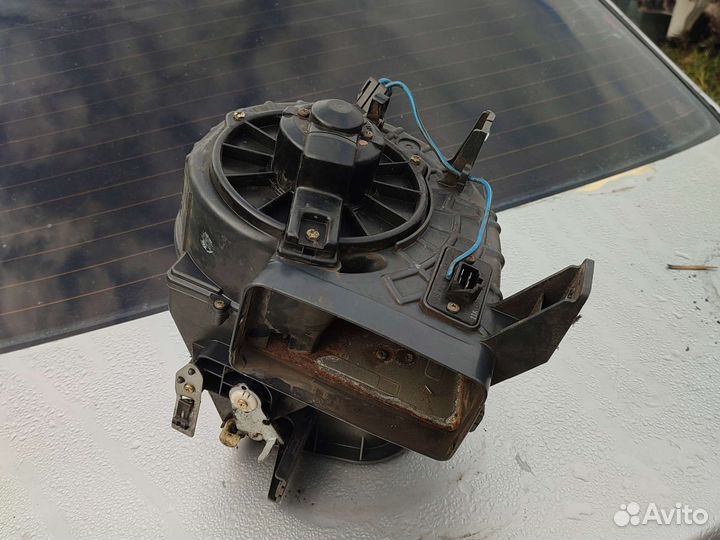 Мазда 323 вентилятор печки