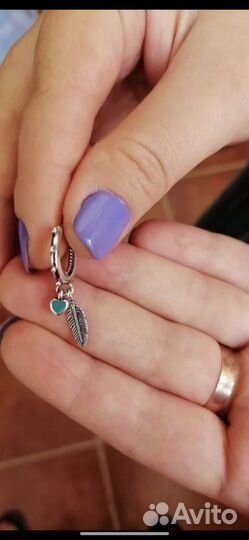 Серьги Pandora «перья талисманы»