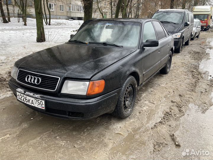 Двигатель Ауди 100. В разборе