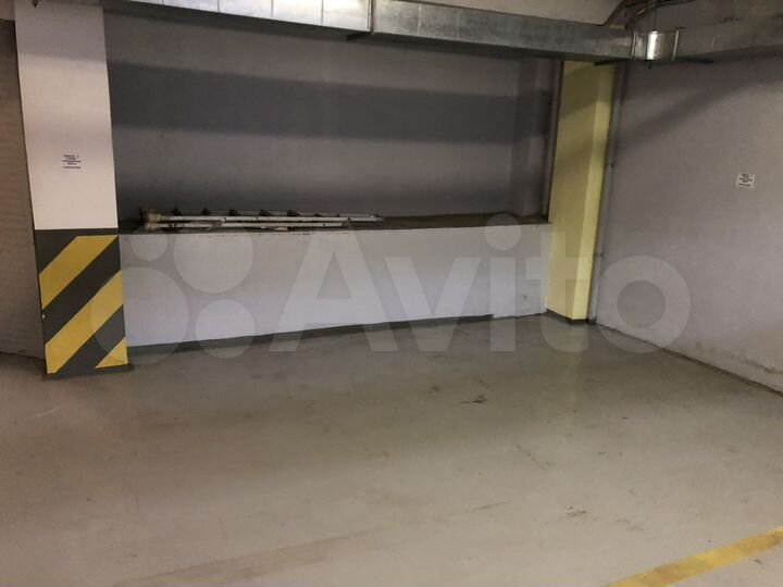 Машиноместо, 22 м²