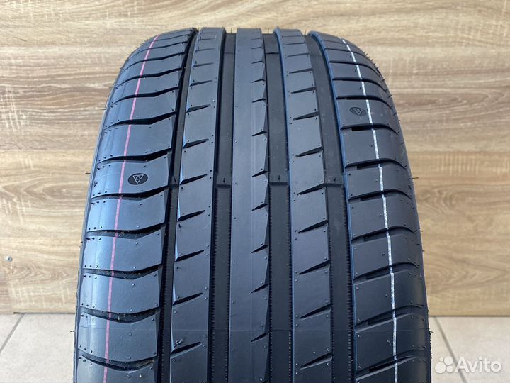 Triangle EffeXSport TH202 245/45 R17 99Y