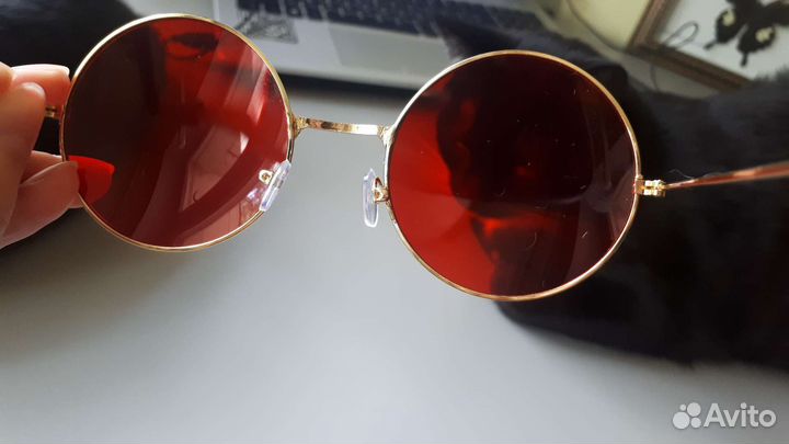 Солнцезащитные очки