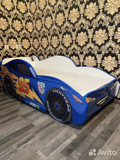 Кровать машина