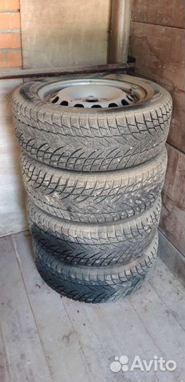 Зимние колёса 215/60/R16