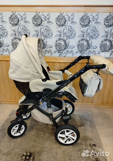 Коляска эко-кожа 3 в 1, цвет молочный