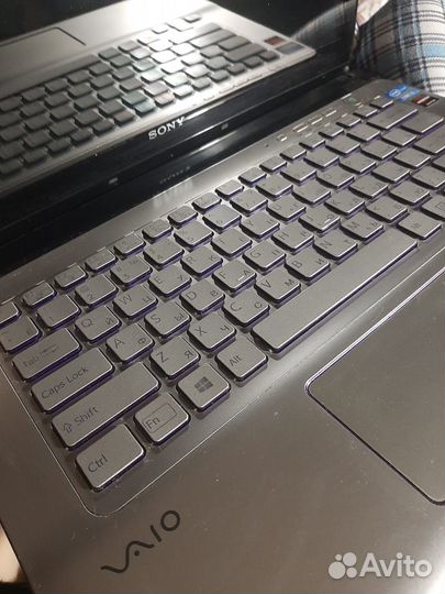 Ноутбук sony vaio sve14ae12v