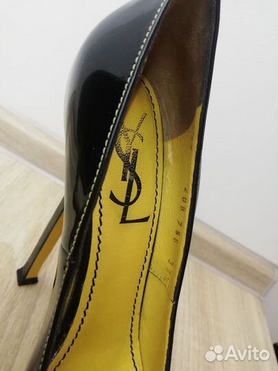 Туфли Yves Saint Laurent 37,5