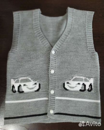 Жилетка для мальчика школьная 122