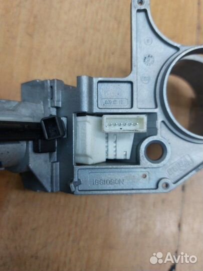 Замок зажигания Opel Zafira B Z18XER 2009