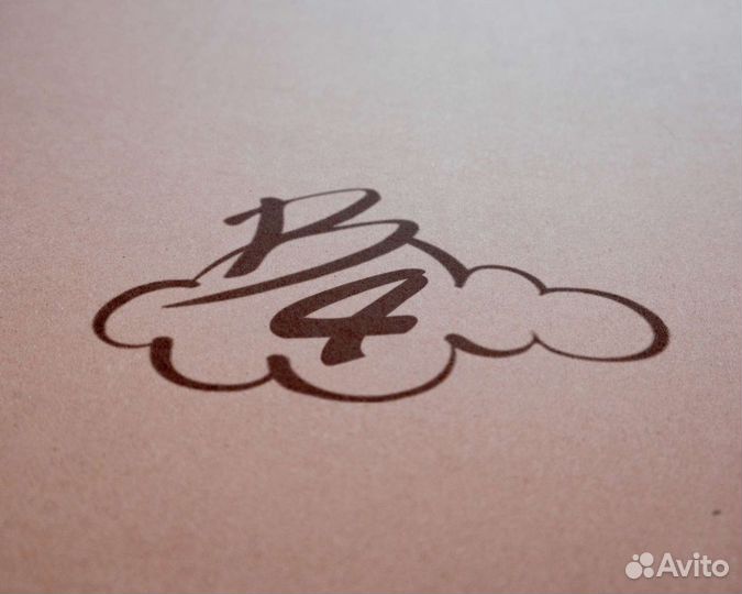 Графический дизайнер и иллюстратор