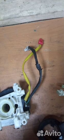 Проводка водительской подушки Митсубиси Каризма