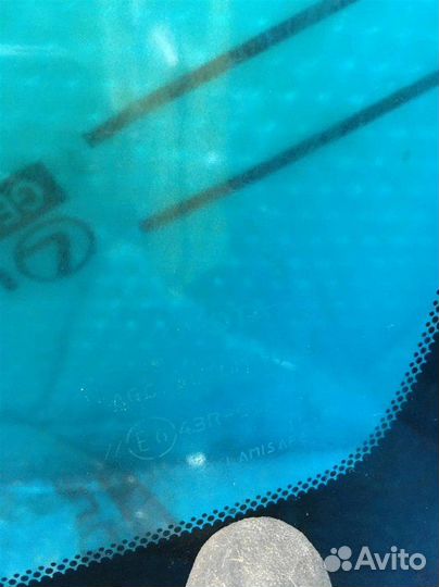 Стекло лобовое (ветровое) Toyota Land Cruiser