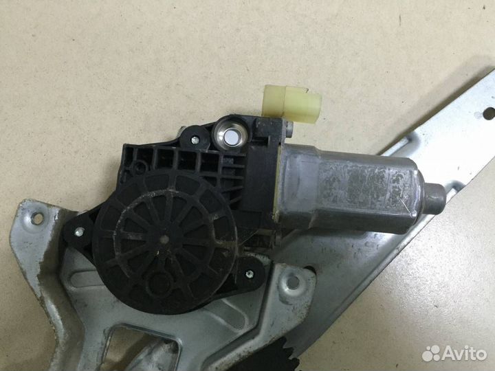 Стеклоподъемник электр. задний левый Hyundai Getz 2002-2010