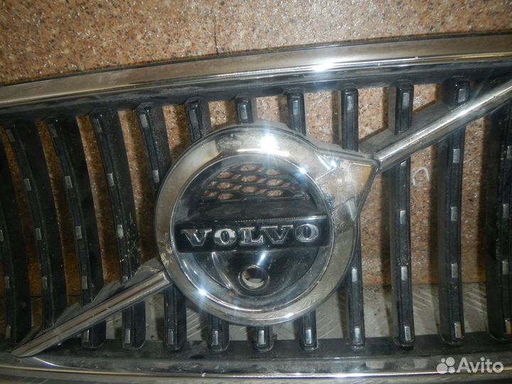 Б/У Б/У Решетка радиатора, Volvo (Вольво) -V90