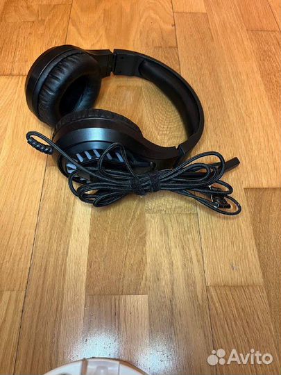 Игровые наушники