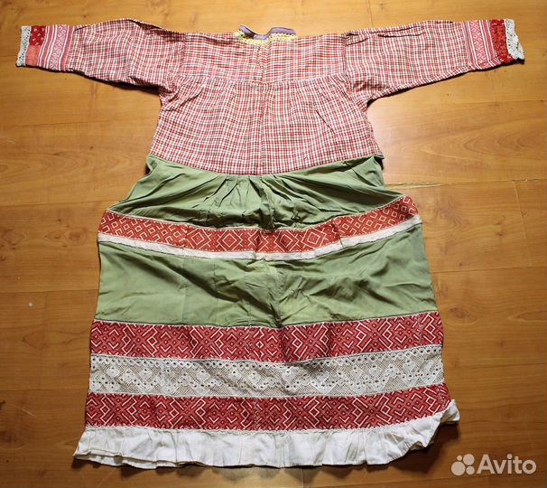 Старинный женский костюм (18)*