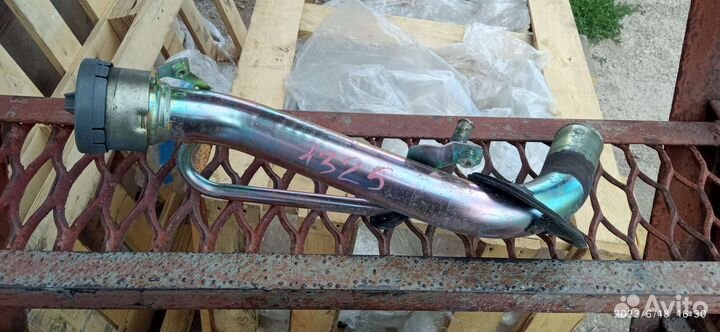 Hiace 10 горловина бака топливного