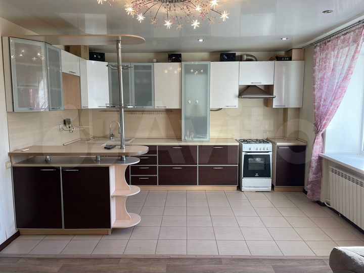2-к. квартира, 61,9 м², 2/5 эт.