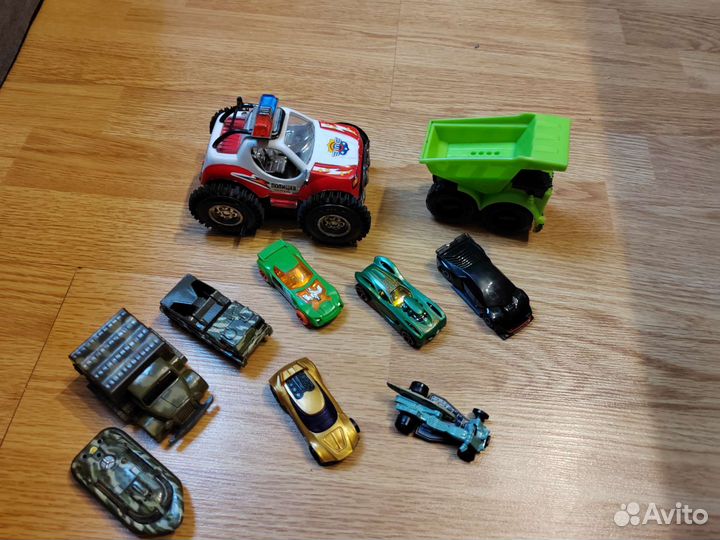 Hot wheels машинки пакетом