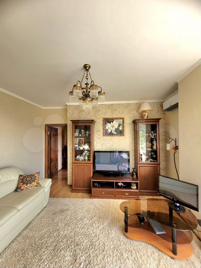 2-к. квартира, 60 м², 2/17 эт.