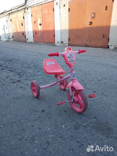 Детский трехколесный велосипед бу