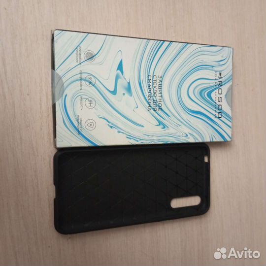 Бампер и защитное стекло