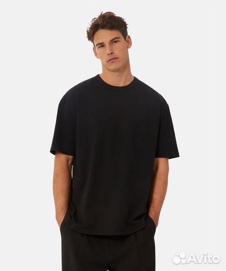 Черная футболка оверсайз