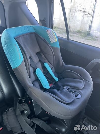 Автомобильное кресло