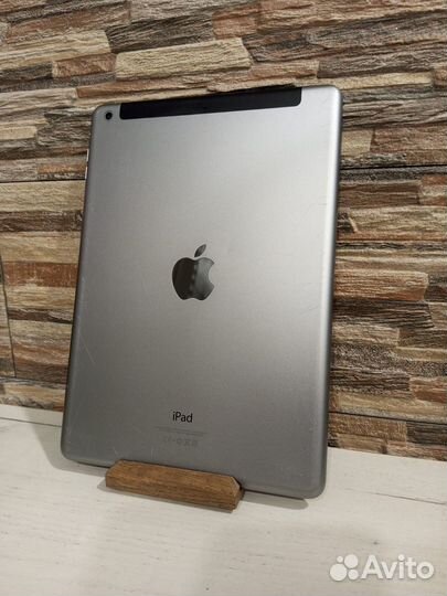 Планшет Apple iPad Air 16Gb Wi-Fi + Cellular