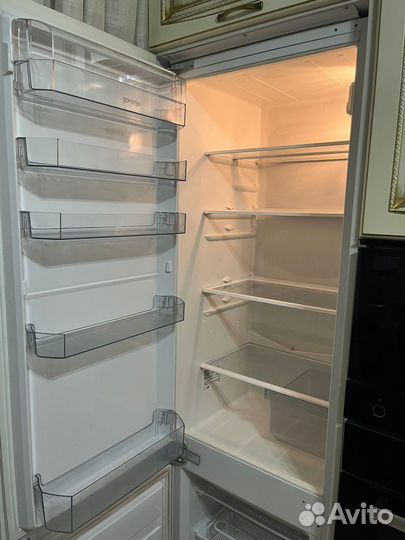 Холодильник встраиваемый Gorenie б/у