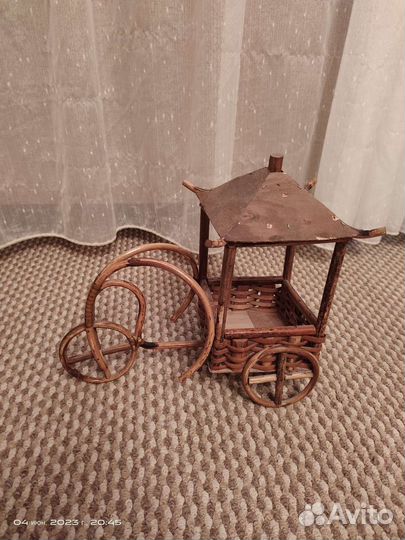 Подставка - кашпо