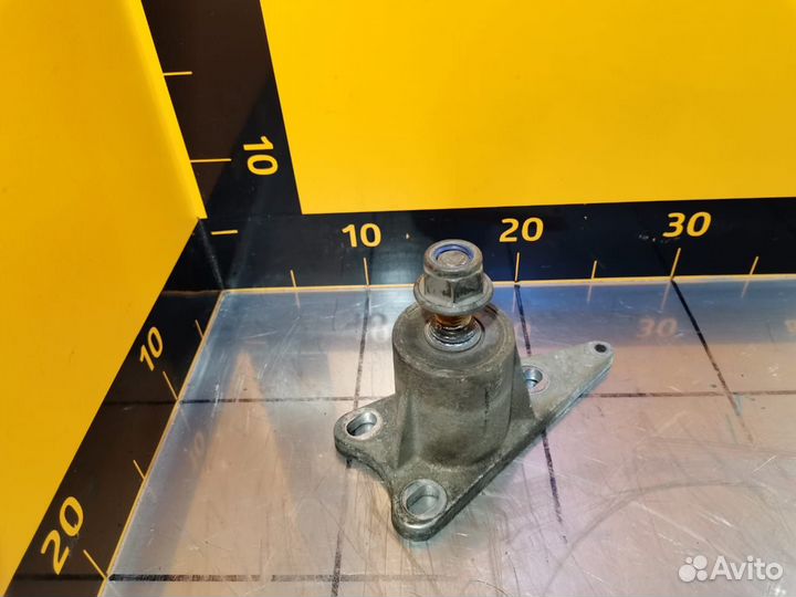 Кронштейн кулисы кпп \DAF