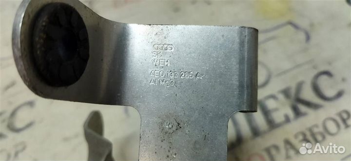 Кронштейн (сопут. товар) Audi A8 D3 4E 2004-2010