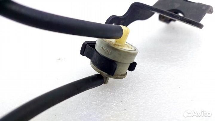 Клапан электромагнитный Toyota Land Cruiser 200