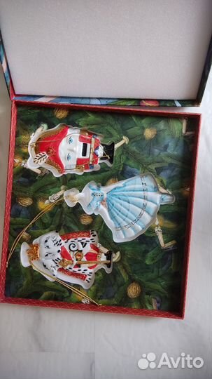 Фарфоровые елочные игрушки