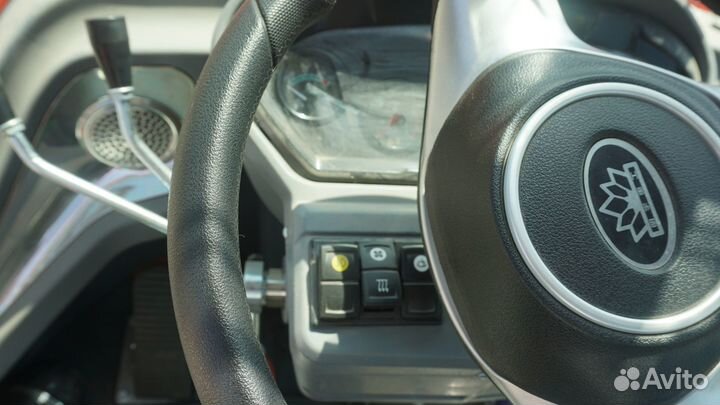 Фронтальный погрузчик Redstar 2400GT, 2023