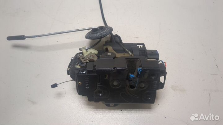 Замок двери Volkswagen Golf 4, 2000