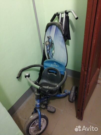 Трехколесный велосипед с родительской ручкой