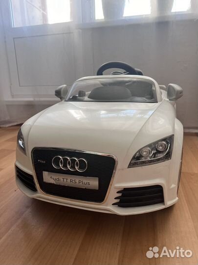 Детский электрический автомобиль