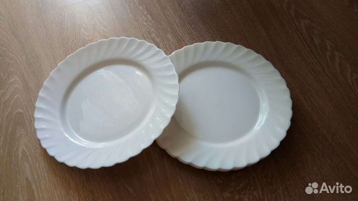 Тарелки