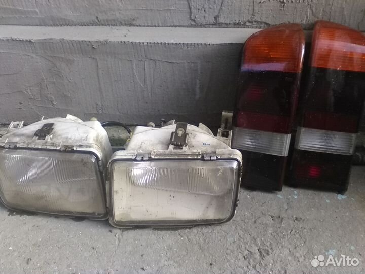 Оптика фары на Форд сьерра 1985