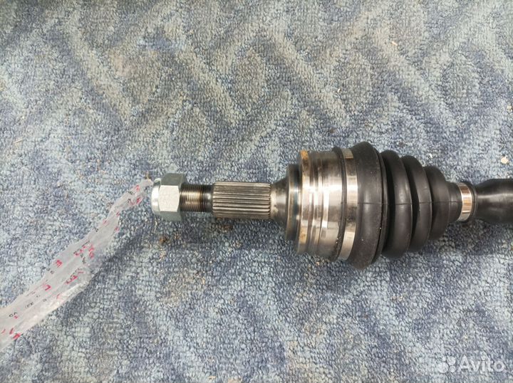 Привод правый новый Пежо 3008 1.5 автомат