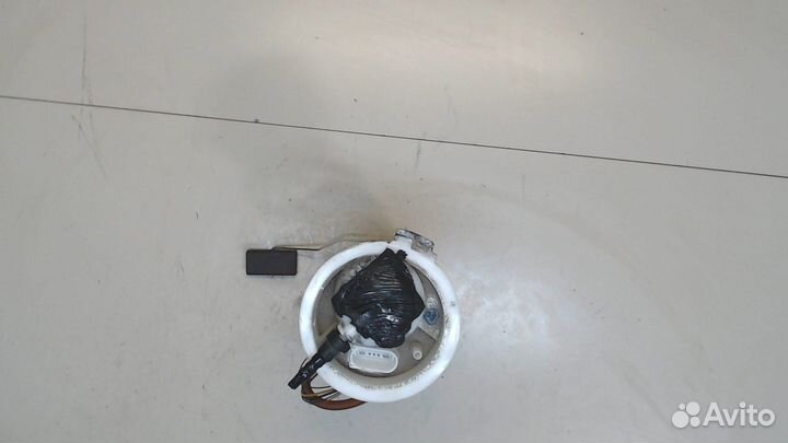 Насос топливный электрический Audi Q5, 2009