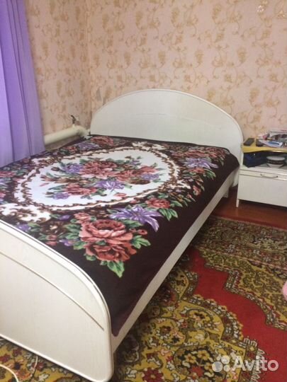 Кровать двухспальная с матрасом 180 200 бу