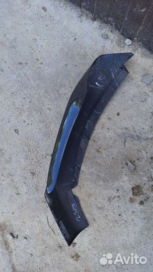 Надставка бампера впереди лев.карбон