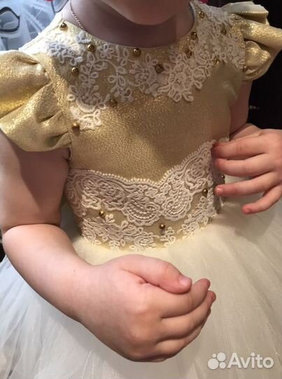 Платье празднечное